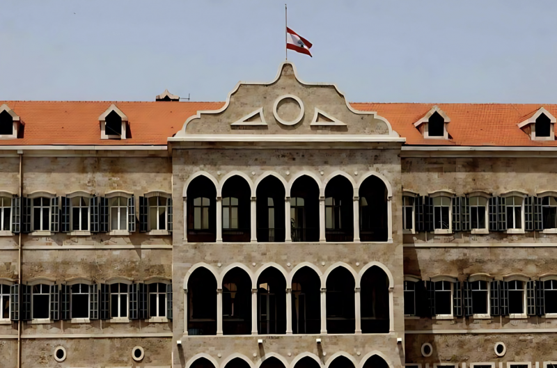 جلسة الحكومة اليوم... الأزمة خطيرة لكن الانهيار ليس أمراً محتوماً