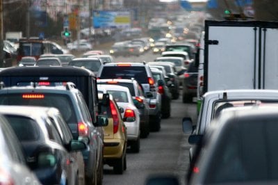انفراج قريب لأزمة دفاتر السوق والسيارات بعد أشهر من الشلل

