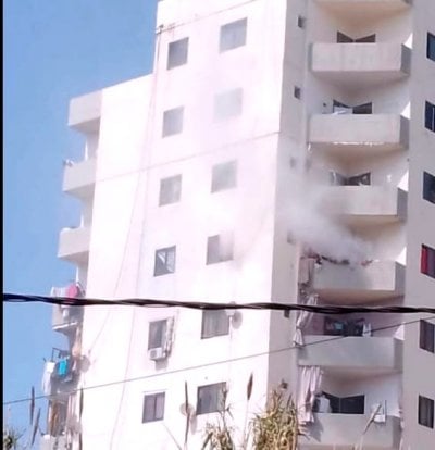 حريق في شقة سكنية شمالاً... وحالات اختناق! (صور)
