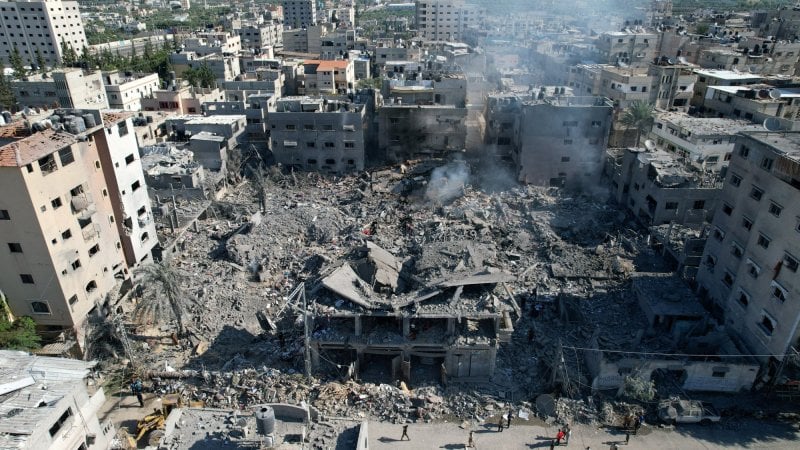 صفقة مرتقبة: مساعٍ لتعيين رجل أعمال فلسطيني على رأس إدارة غزة