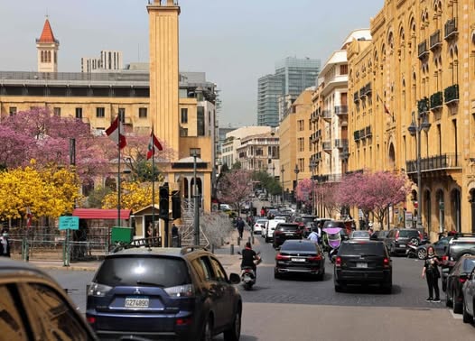 اتهامات بالفساد والابتزاز... انقطاع مستمر للمياه والكهرباء "بيروت تختنق"