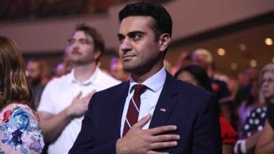 زيارة تاريخية من تل أبيب إلى دمشق… سيناتور يبحث مع الشرع 