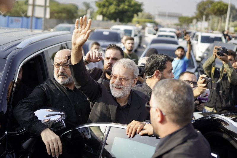 "هددوني بالقتل"... لاريجاني يكشف عن "مستقبل حزب الله"