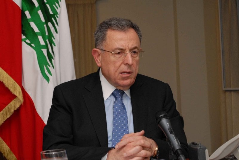  منذ عام 2006... السنيورة: بندقية حزب الله أصبحت موجهة إلى صدور اللبنانيين