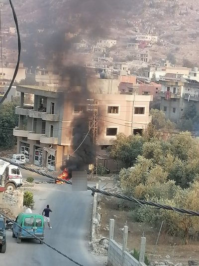 غارة على دراجة نارية في عيترون.. والمستهدف 