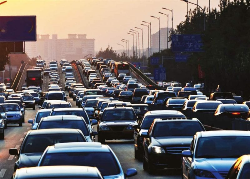لتخفيف معاناة المواطنين على الطرقات... الحجار يصدر قراراً بتنظيم حركة الشاحنات والصهاريج