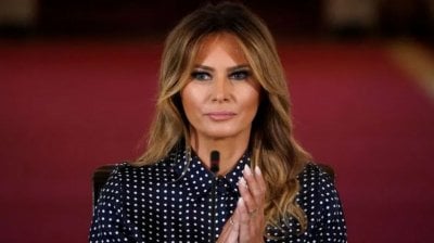 رسالة إنسانية من ميلانيا ترامب إلى بوتين خلال قمة ألاسكا