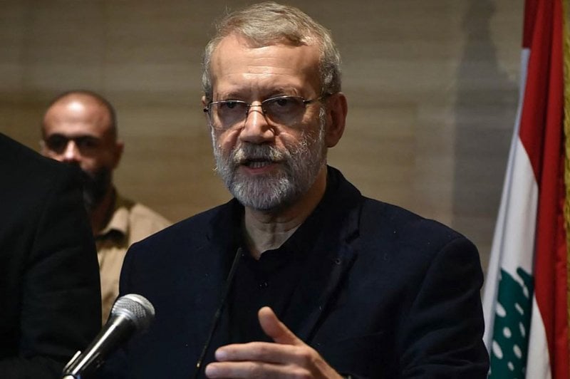 لاريجاني يبلغ رسائله: "شيعة لبنان" خط أحمر