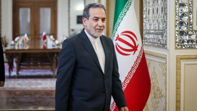 لبحث النووي والعقوبات... اتصال مرتقب بين عراقجي ونظرائه الأوروبيين 