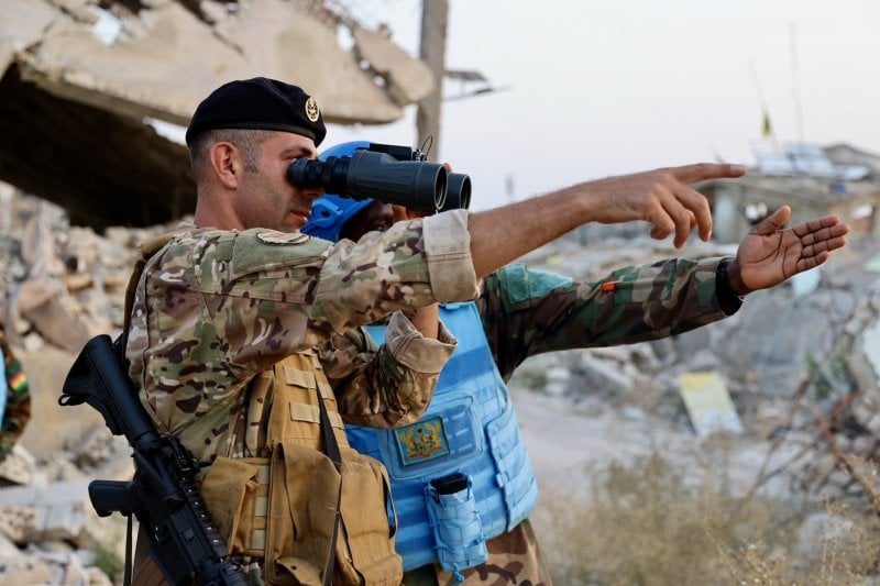 بطول 50 متراً... "اليونيفيل" تعثر على نفق وذخائر غير منفجرة في الجنوب (صور)