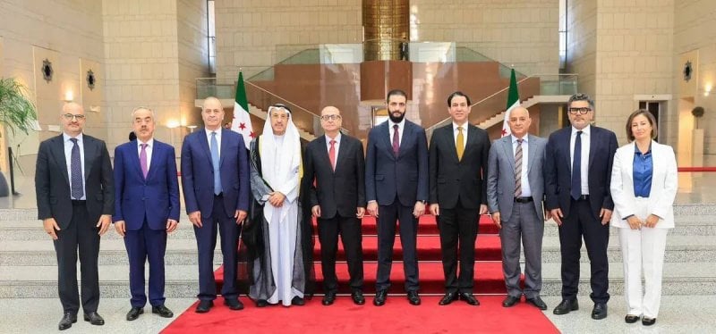 "فخ لسوريا ولبنان"... الشرع لقطيش: تجاوزنا جراحات حزب الله