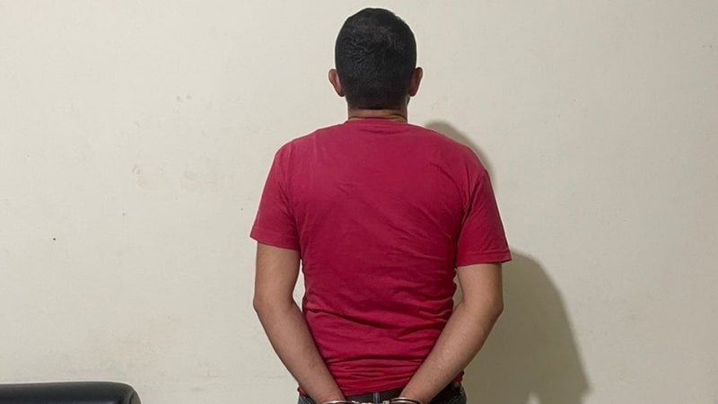 خلاف عائلي يتحول إلى جريمة قتل… طعن عمه وهرب إلى سوريا
