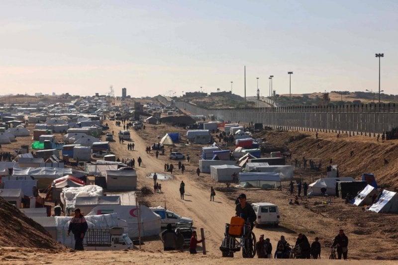 وظائف عسكرية برواتب مغرية... "القوات الشعبية" تُثير الجدل في رفح