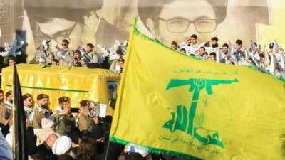 باراك يعزز ورقة حزب الله
