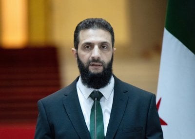 والد أحمد الشرع يكشف أسرار ما قبل معركة حلب... 