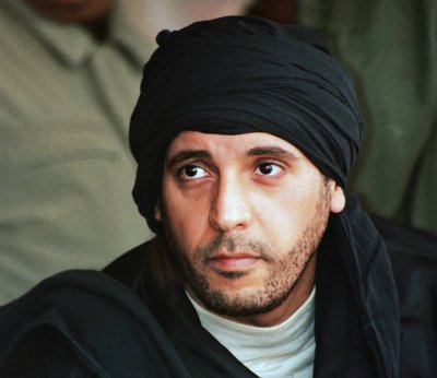 10 سنوات تحت الأرض… نجل القذافي يواجه العُزلة  في بيروت
