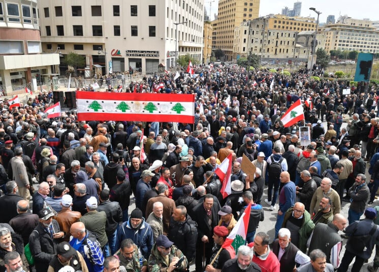 الصبر يَنفد... و"أيلول" قد يُشعل الشارع!