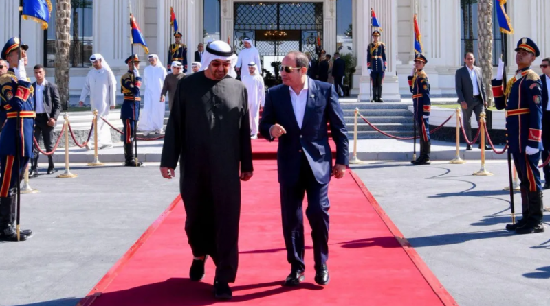 وداع رسمي في العلمين... الشيخ محمد بن زايد يغادر مصر