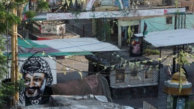 بتنسيق لبناني-فلسطيني... تسليم شاب من عين الحلوة لمخابرات الجيش