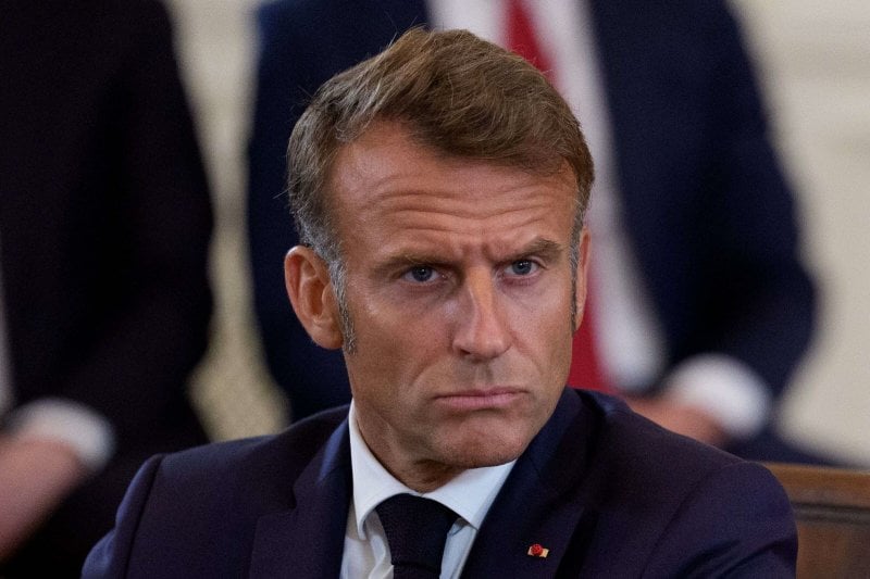 "غول على أبوابنا"... ماكرون يهاجم بوتين وروسيا ترد بـ قساوة!