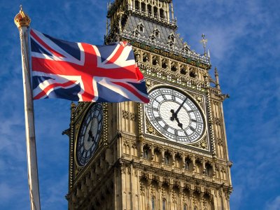 دين بريطانيا يتجاوز 3.9 تريليون دولار… الاقتصاد في اختبار قاسٍ!