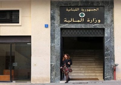 بلبلة وإرباك في المرفأ.... وزارة المالية تتحرك لتحصيل المتأخرات!
