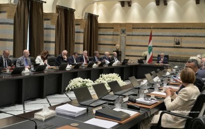 جلسة مصيرية الجمعة… حزب الله يواجه خيارين ومصير لبنان على المحك!
