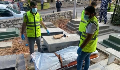 في زبدين... جثة هامدة في المدافن 