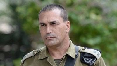 زامير يهاجم الخطاب العنصري ويدافع عن منسق أعمال الحكومة