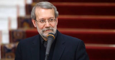 لاريجاني يحذر: اجتماعات الخطابات فقط تشجع إسرائيل على التصعيد