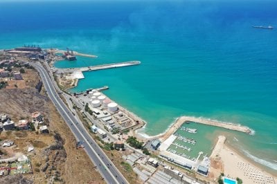 مجلس الوزراء يقر إحتساب سعر المتر المربع لتحديد رسوم الأملاك البحرية: معالجة حقيقية أم تسويف؟