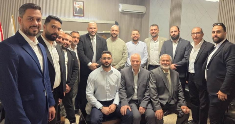 وزير الصحة يوقع مرسوم تحويل مستشفى بر الياس إلى حكومي