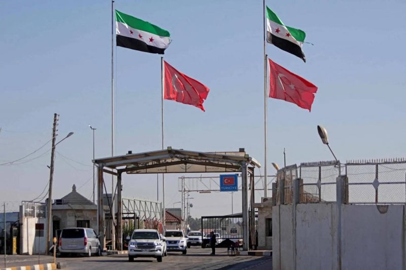تركيا تدعو لدعم دمشق... وتحذّر إسرائيل من "التوسع الجغرافي"