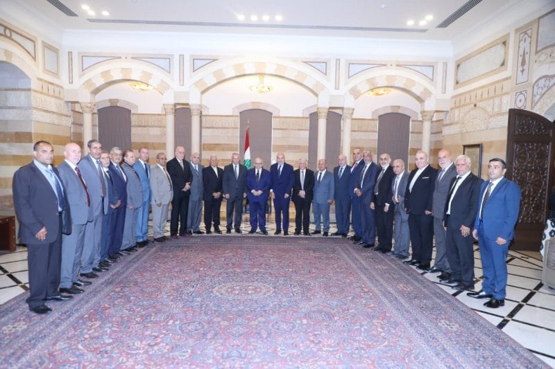 سلام يبحث ملف العسكريين مع روكز... ويستقبل وفدًا إماراتيًا لدعم الاقتصاد