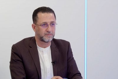 تحوّل خطير قد يفتح باب التصفيات... حسين مرتضى في هجوم ناري على جعجع: مخرّب الكنائس وصاحب سجلّ أسود!
