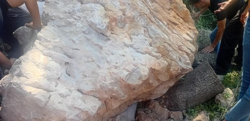 نمرين على وقع فاجعة... صخرة تودي بحياة مواطن أثناء عمله