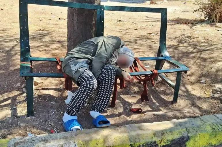 "توفيت بصمت أمام المارة"... صورةٌ صادمة من حلب تهز الرأي العام