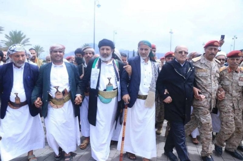 التشييع بلا قادة… الغموض يلف مصير وزراء الحوثيين 