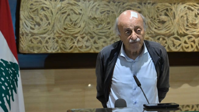 لقاء هادئ في عين التينة... وجنبلاط في مكانٍ آخر
