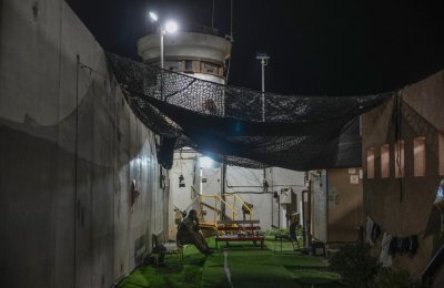 إخلاء قاعدة بكاملها... حادث غامض يصيب جنوداً إسرائيليين 