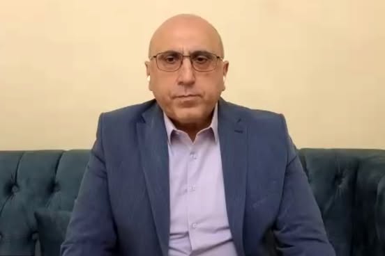 رامي عبد الرحمن يكشف المستور: الشرع متواطئ مع روسيا… و