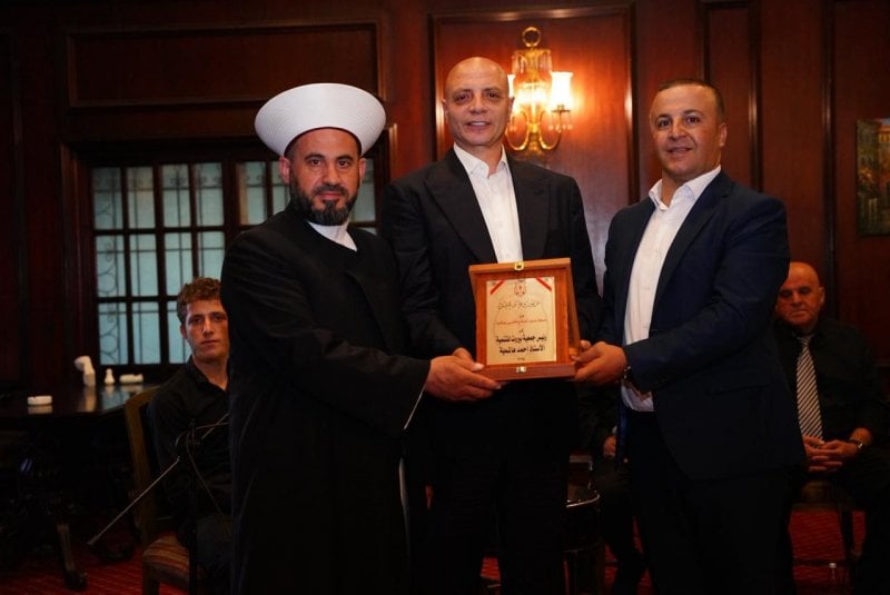 درع تكريمي لـ هاشمية في البقاع… "لن أبخل يوماً بمد يد المساعدة"