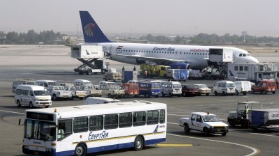 من لندن إلى القاهرة... هجوم غامض يضرب أنظمة الطيران