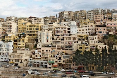 طعن وسرقة تحت التهديد... سليم ضحية للأمن المتفلت!