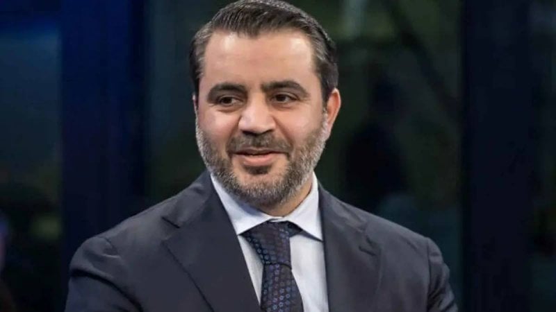 “مقعدي لها”... مبادرة إعلامي سوري تحصد تفاعلًا واسعًا وإشادة وزاري