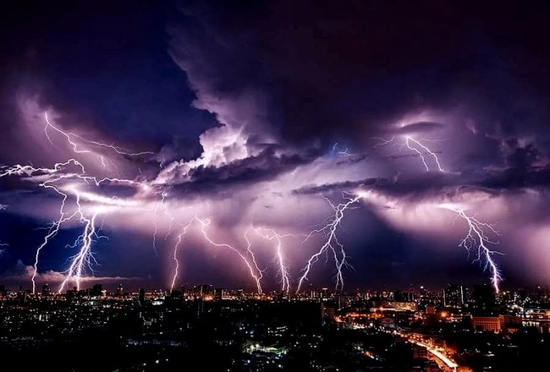 24 ساعة من عدم الاستقرار… برق ورعد وأمطار بانتظار اللبنانيين!
