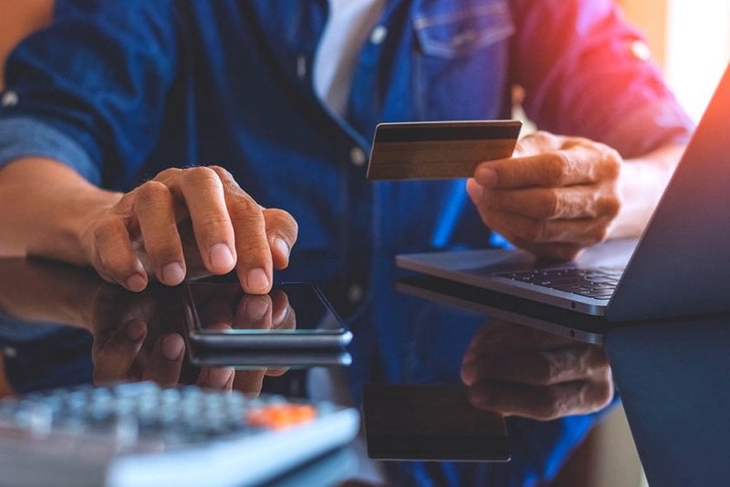 خطوة جديدة لتسهيل دفع الضرائب في لبنان... هل ستعيد الثقة بالنظام المصرفي؟
