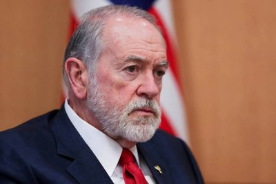 هاكابي في زيارة إلى مصر… وغزة على رأس جدول المباحثات