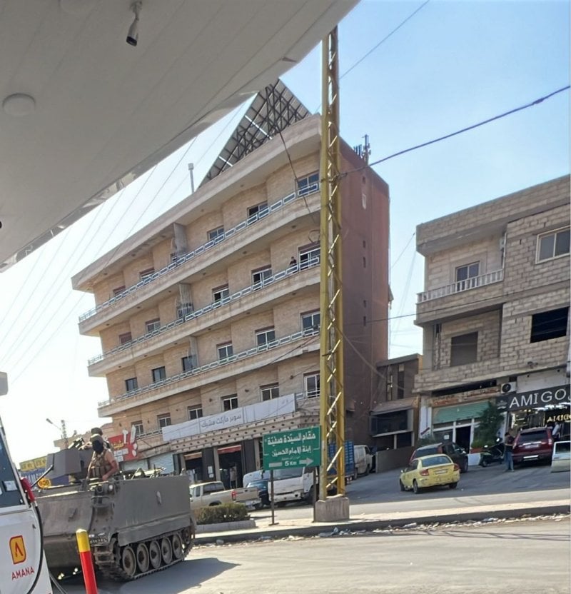 مقتل مطلوب خطير وإصابة عسكريين..."الجيش" يداهم أوكار المطلوبين في دار الواسعة (فيديو)