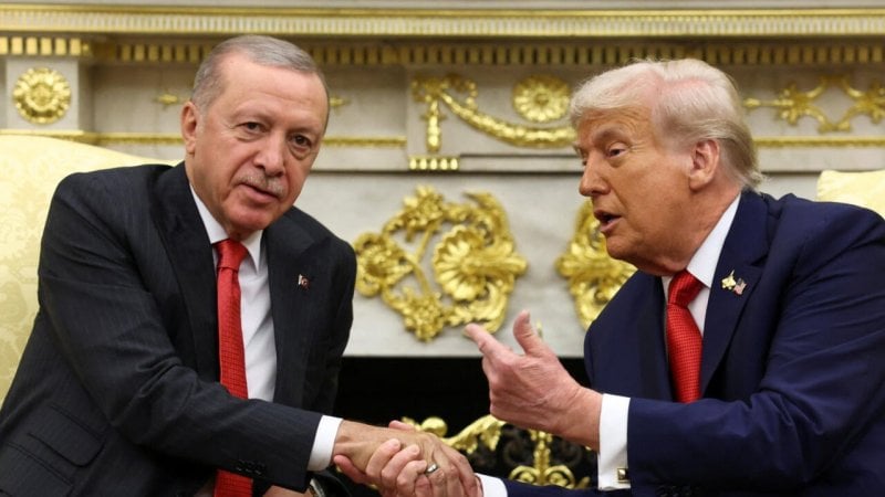 هو من قام بذلك... ترامب: أردوغان سيطر على سوريا